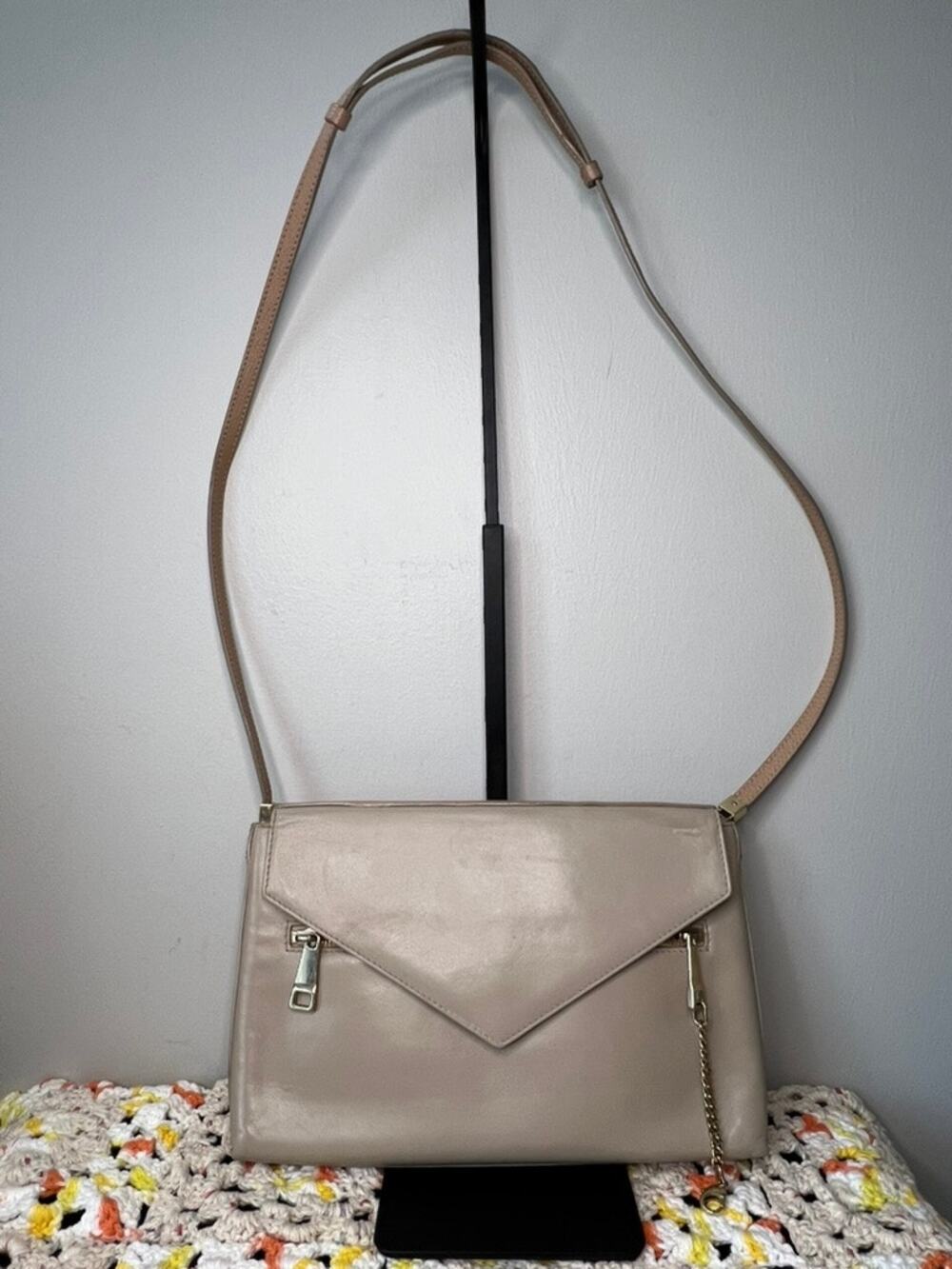 Chloe Georgia Nude Leather Envelope Shoulder Bag Gold Hardware Italy